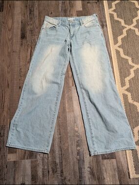 NWOT Song  Light Wash Wide Leg Women’s Jeans